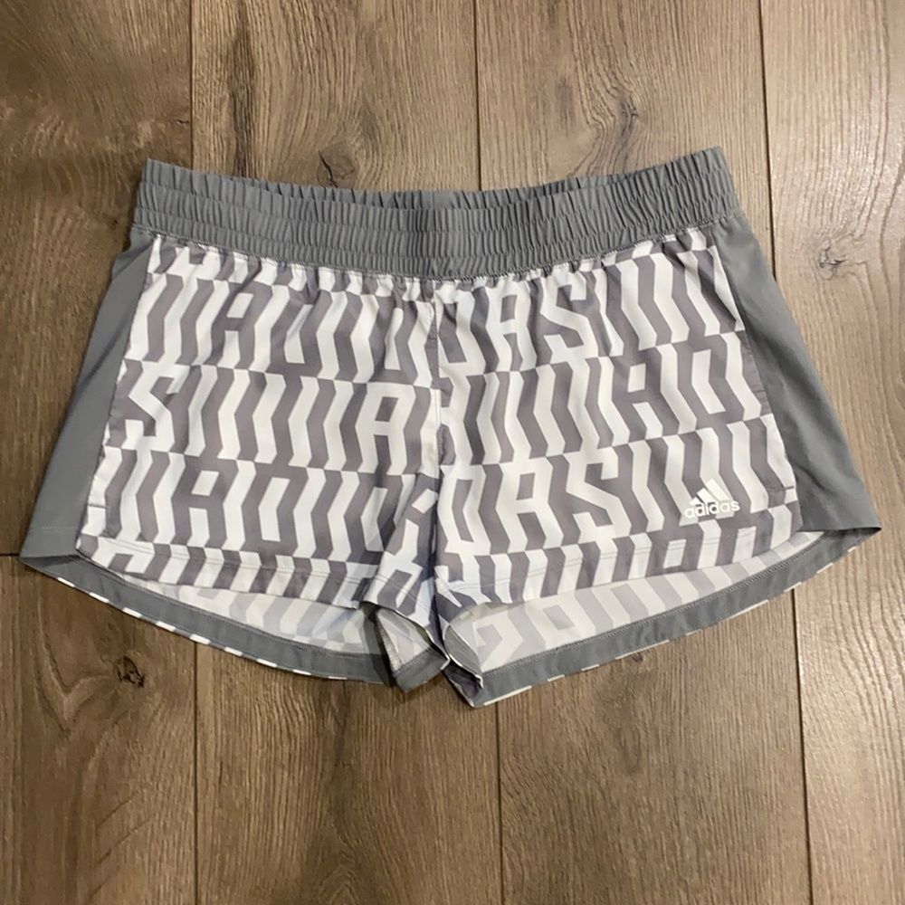 Adidas gray & white 3” athletic gym shorts size medium